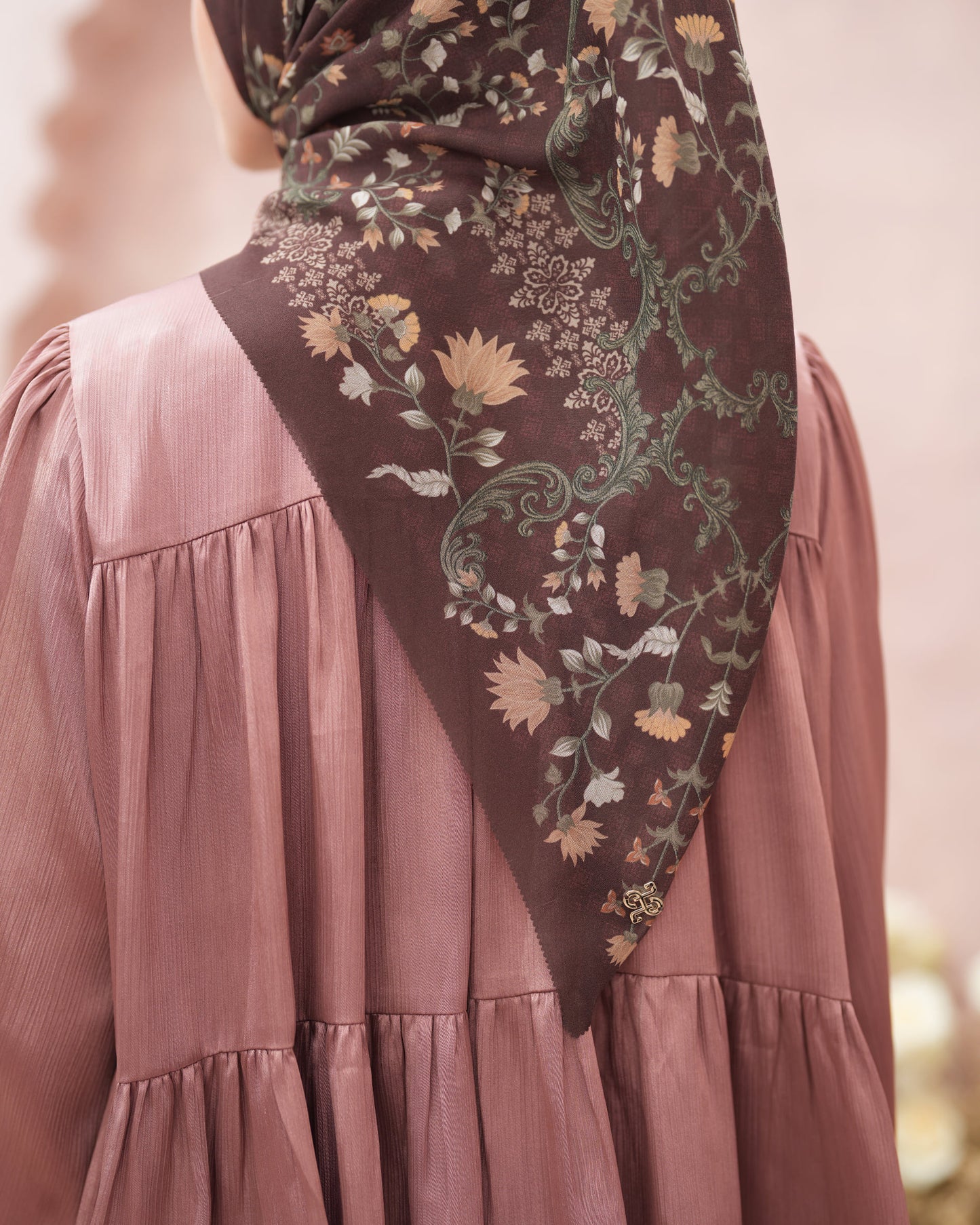 Dama Scarf