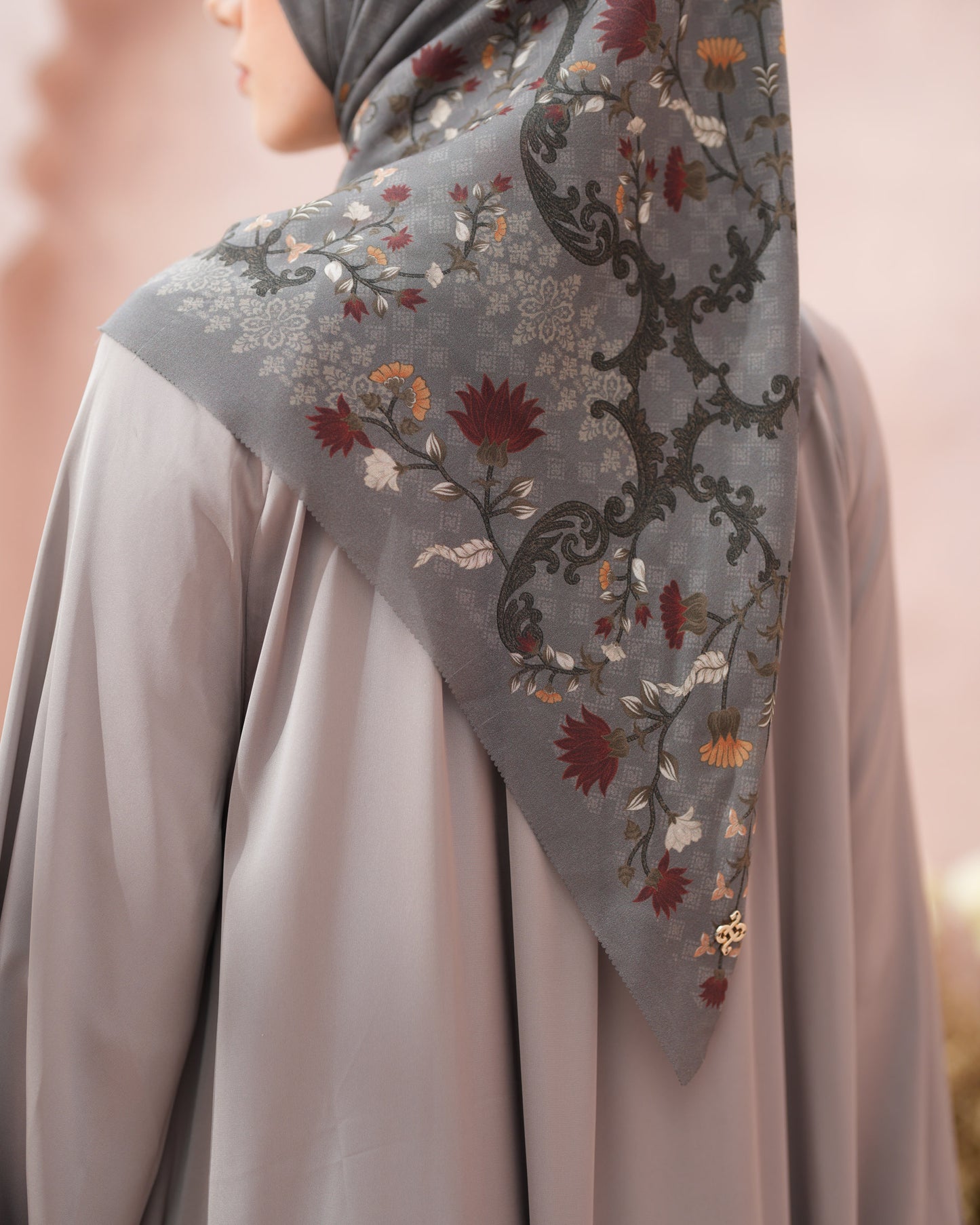 Dama Scarf