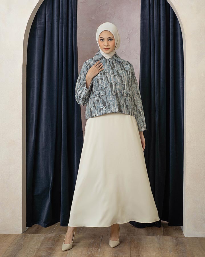 Heaven Lights - Shazia Crop Blazer - Women's Jaquard Crop Blazer