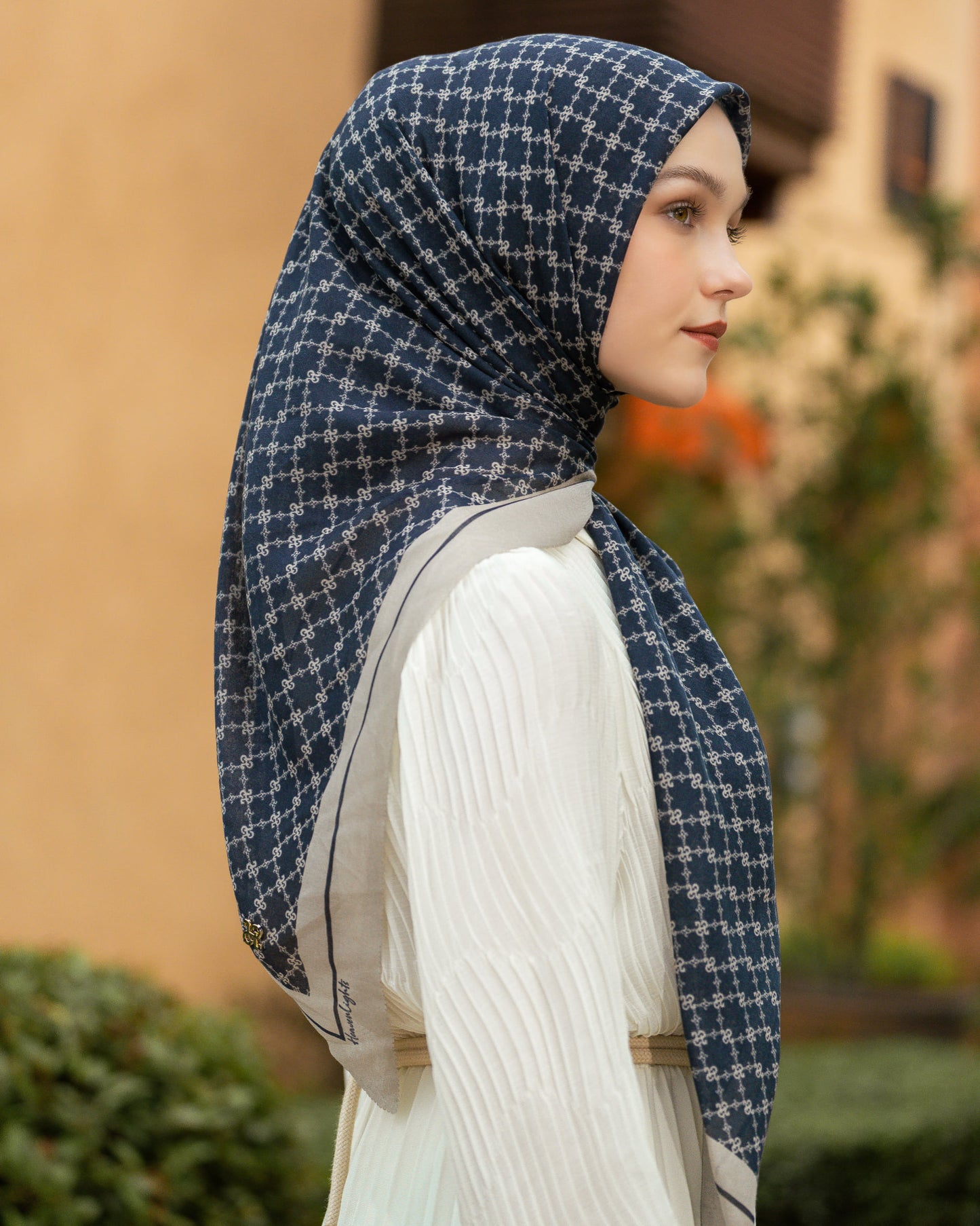 Serenite Scarf