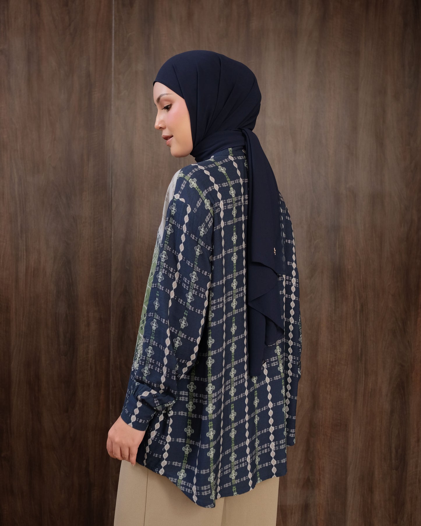 Thaluna Shirt