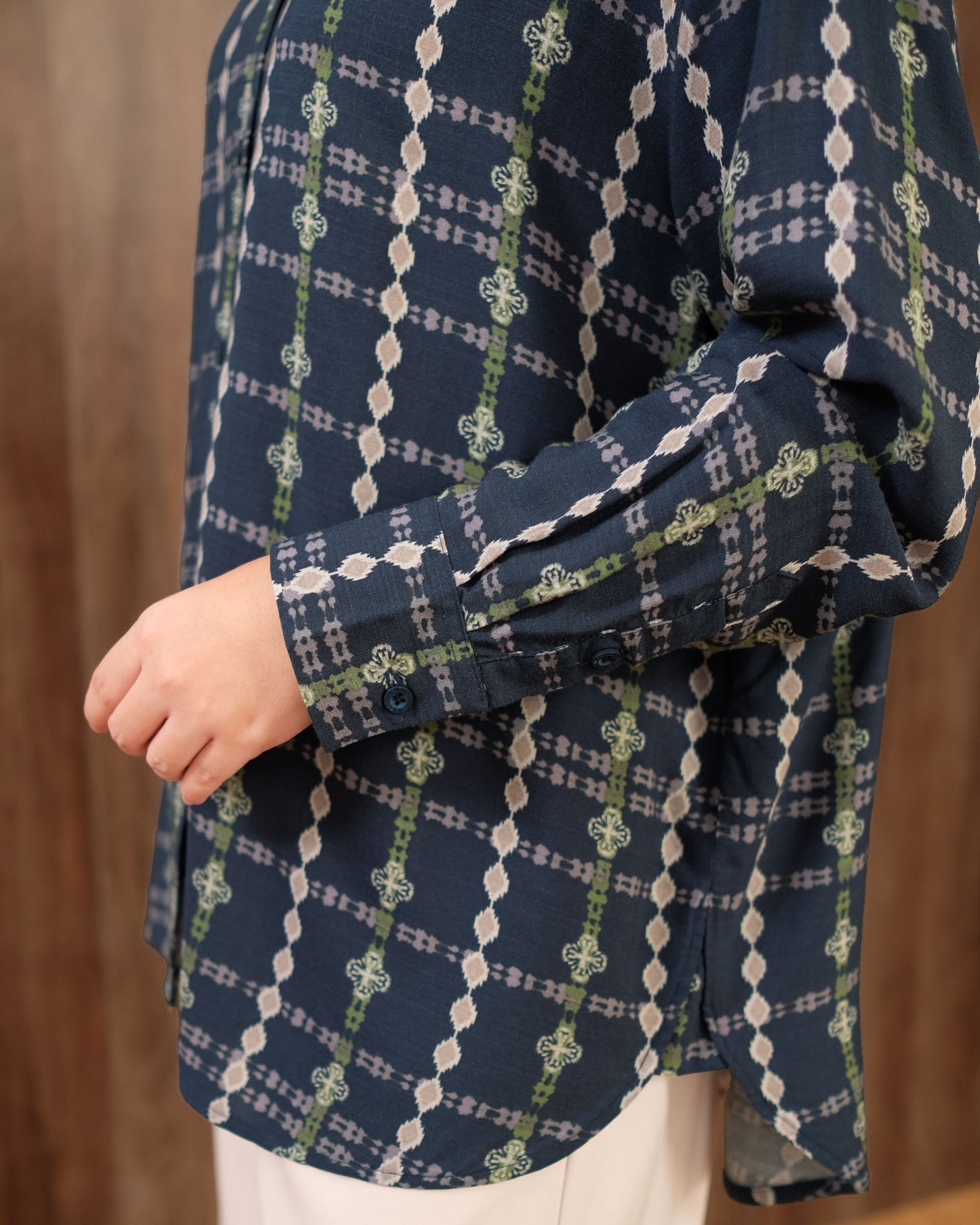 Thaluna Allover Shirt