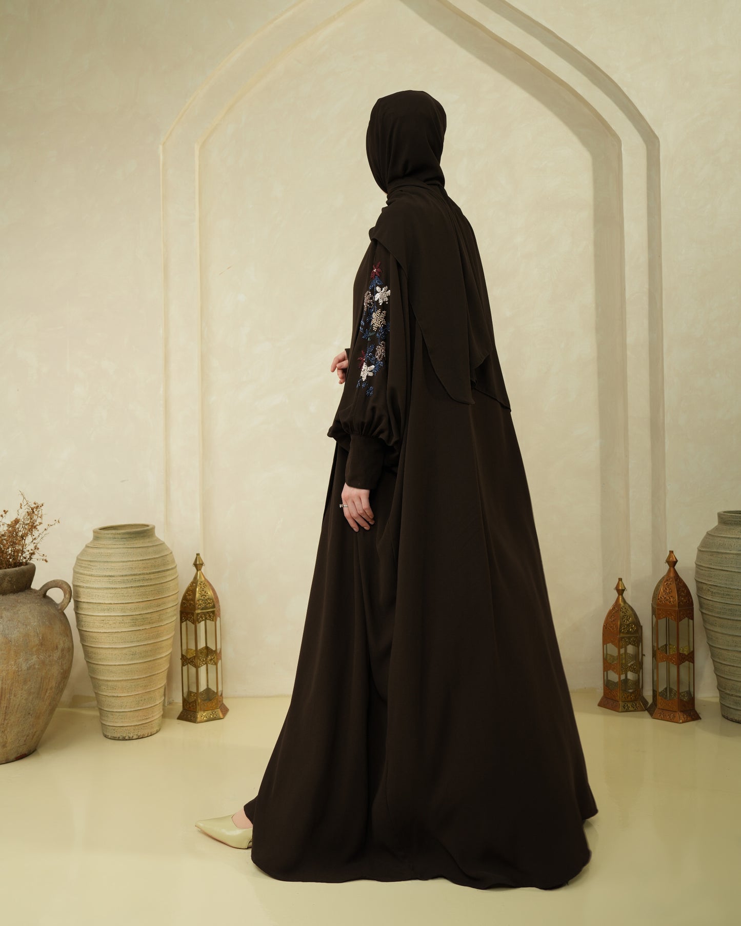 Zahira Abaya With Beads